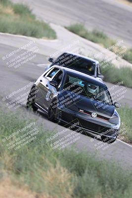 media/Sep-02-2023-Extreme Speed (Sat) [[ebd0e2b1ad]]/1-Red/turn 4/